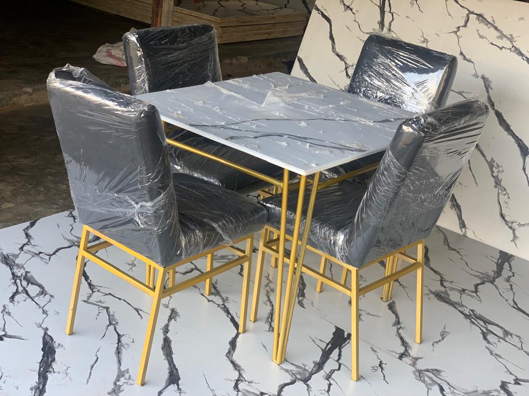 Dining Table & 4 Chairs